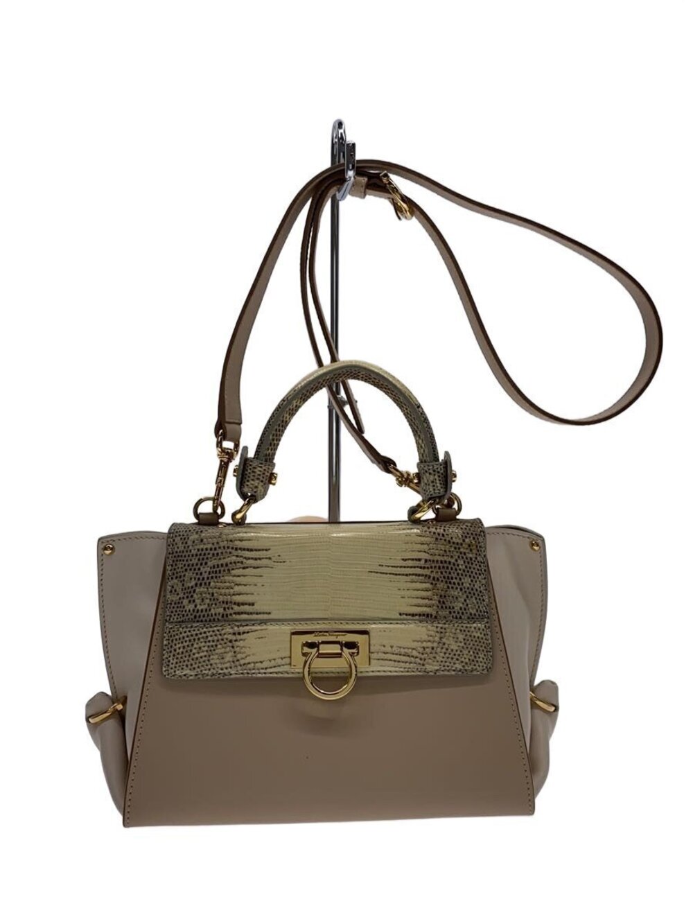 Salvatore Ferragamo Gancini Sofia Shoulder Bag Leather Pink
